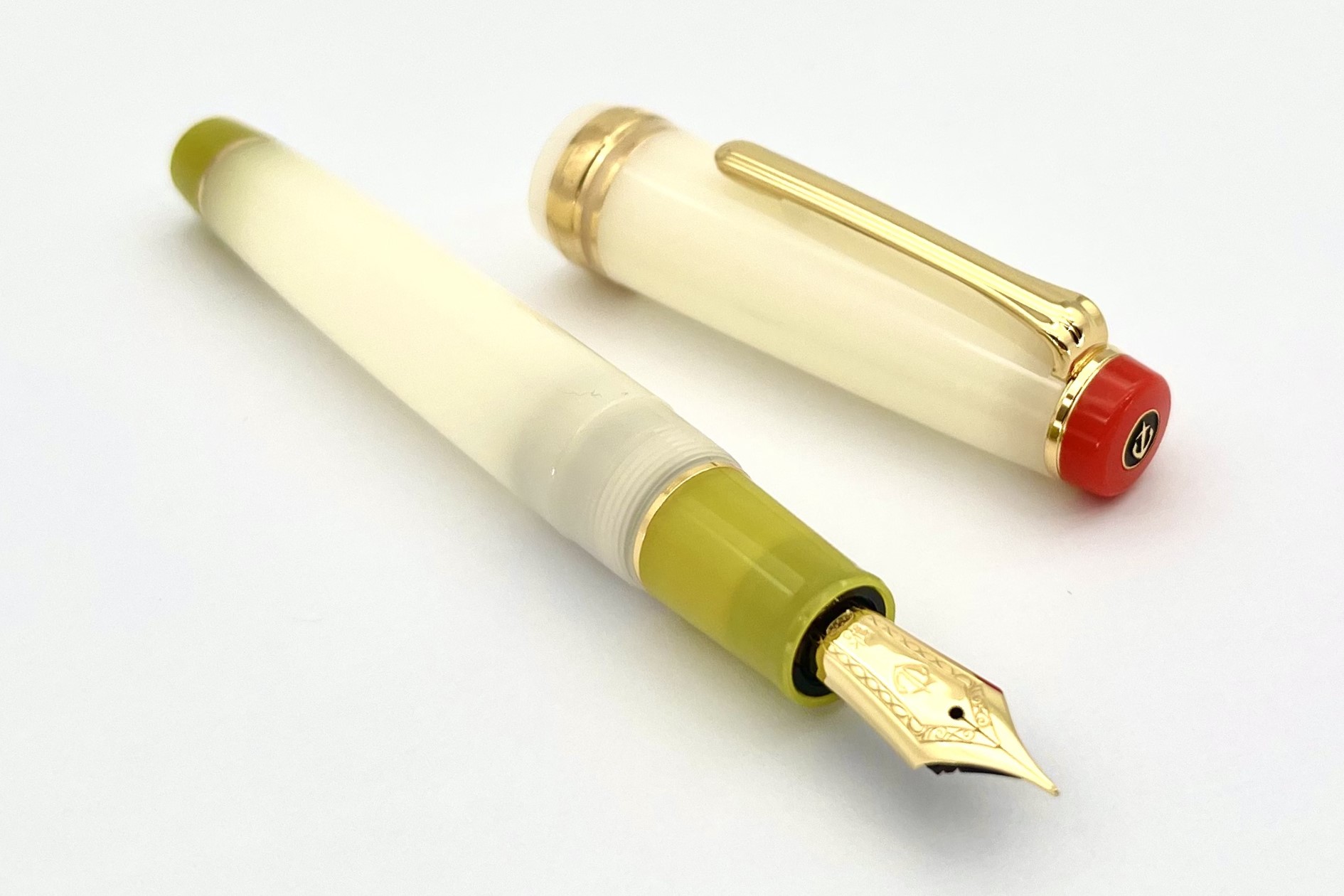 SailorCocktailExclusive2022LEProGearGinMartiniFP_E